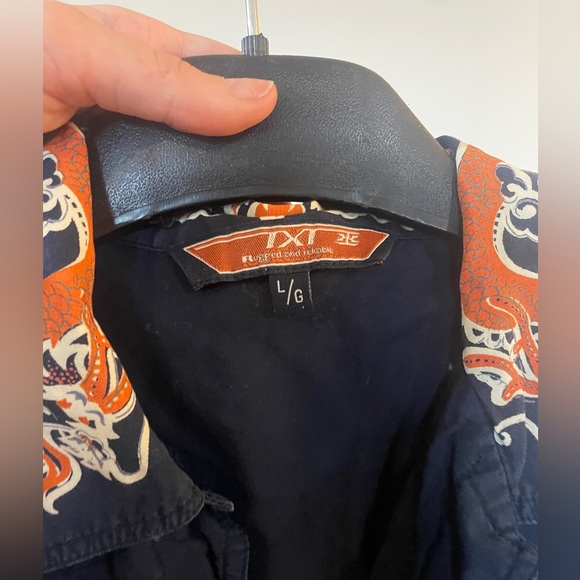 Dragon Button-up shirt - Picture 3 of 3